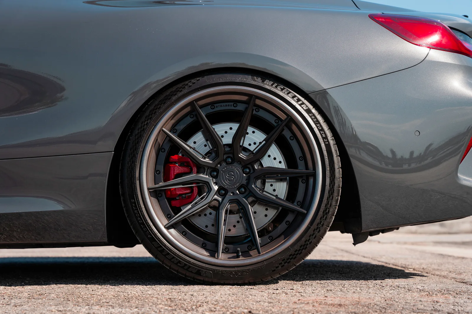 Strasse SV5-RS Deep Concave FS on BMW M8 F92.2, photo 9
