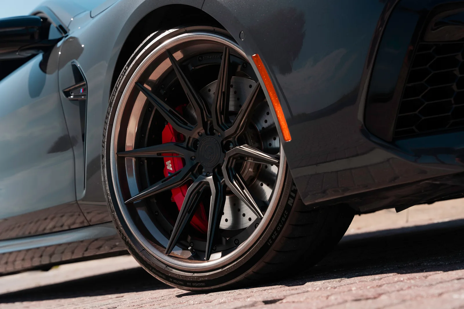 Strasse SV5-RS Deep Concave FS on BMW M8 F92.2, photo 3