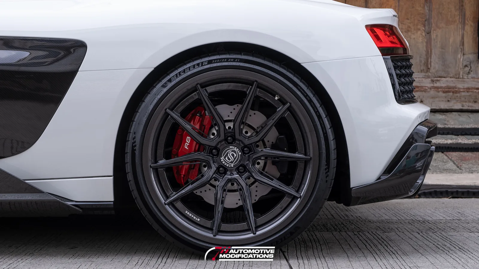Strasse SV5-RS Ultralight Carbon on Audi R8 Type 4S.2, photo 2