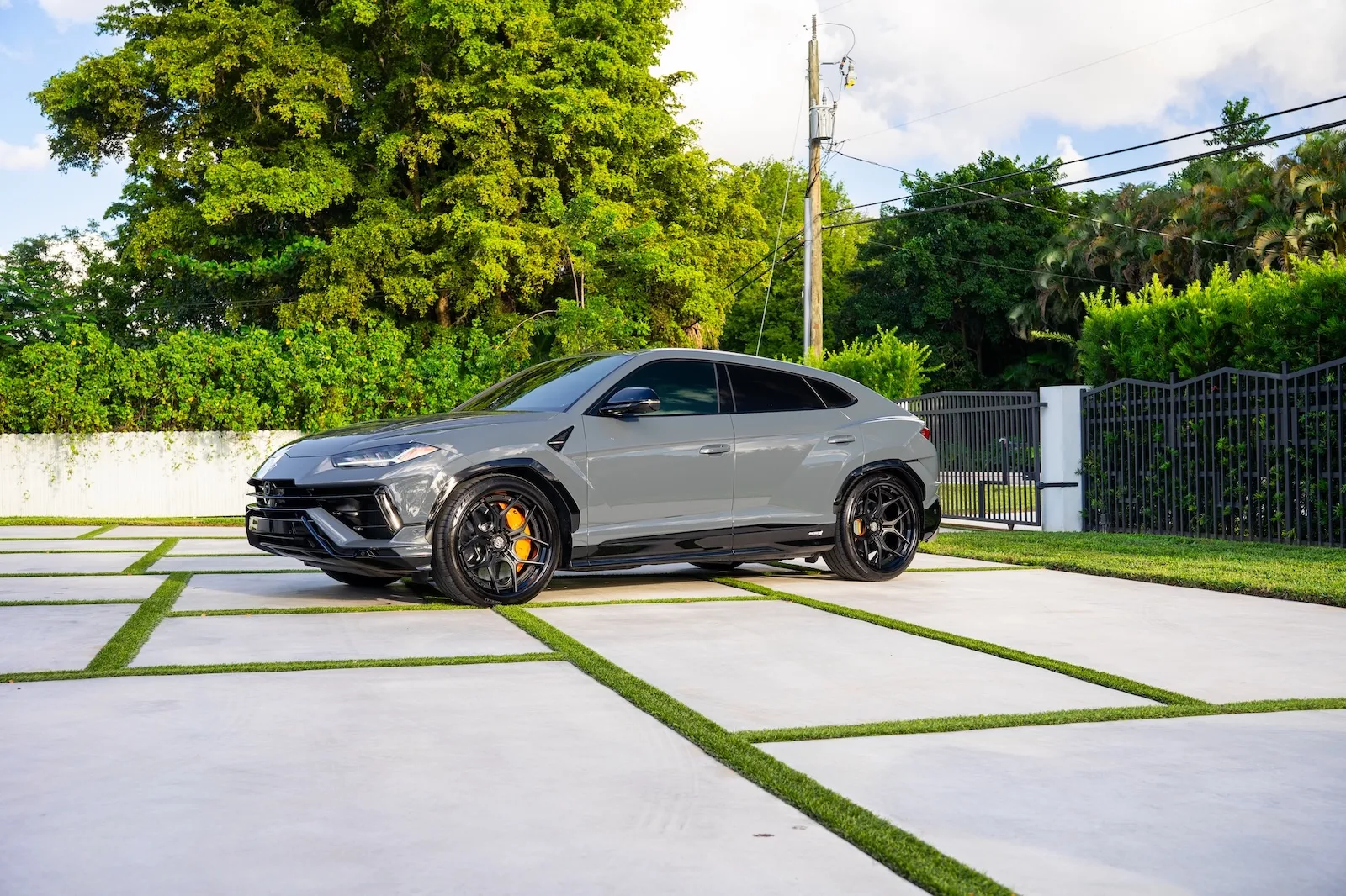 Strasse SV5R-C Deep Concave FS on Lamborghini Urus S, photo 3