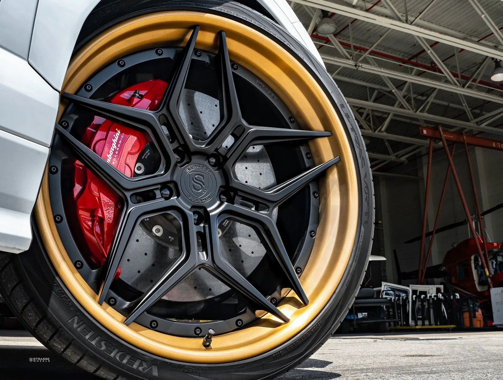 Strasse SV5R Deep Concave FS on Lamborghini Urus (2018), photo 9