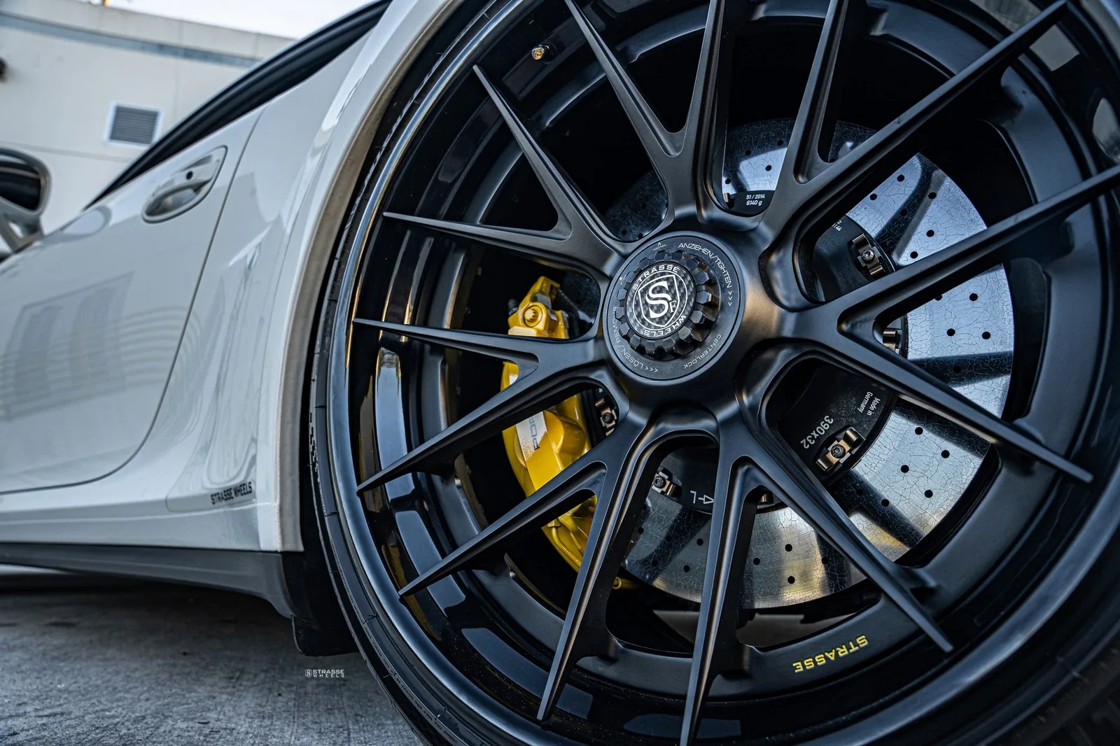 Strasse SV7 Deep Concave FS on Porsche 911 991.1, photo 9