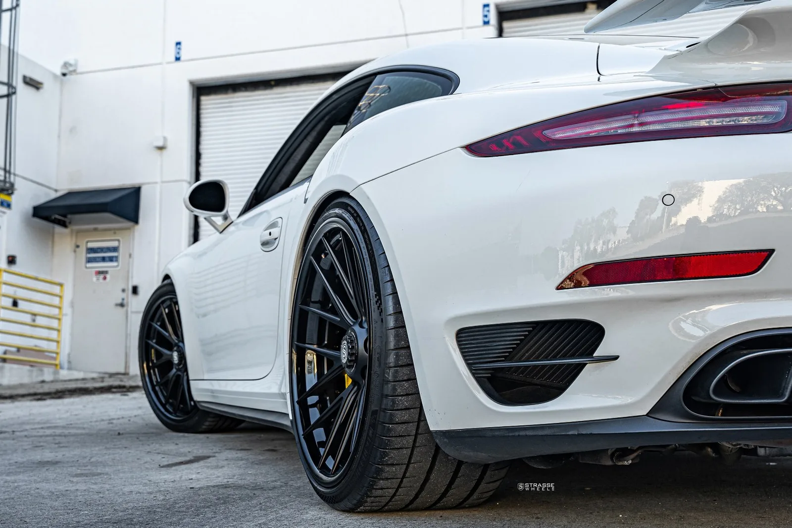 Strasse SV7 Deep Concave FS on Porsche 911 991.1, photo 7