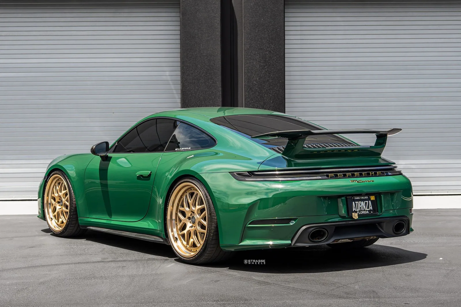 Strasse SV8 Circuit Series on Porsche 911 992.1, photo 10