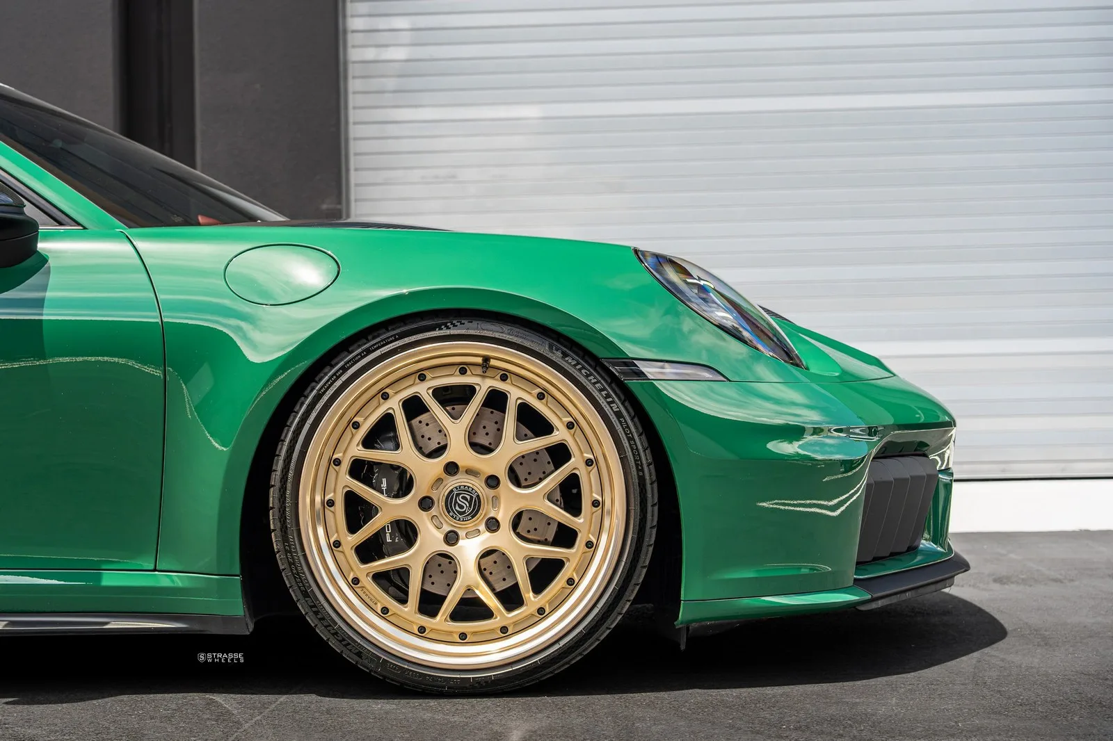 Strasse SV8 Circuit Series on Porsche 911 992.1, photo 5