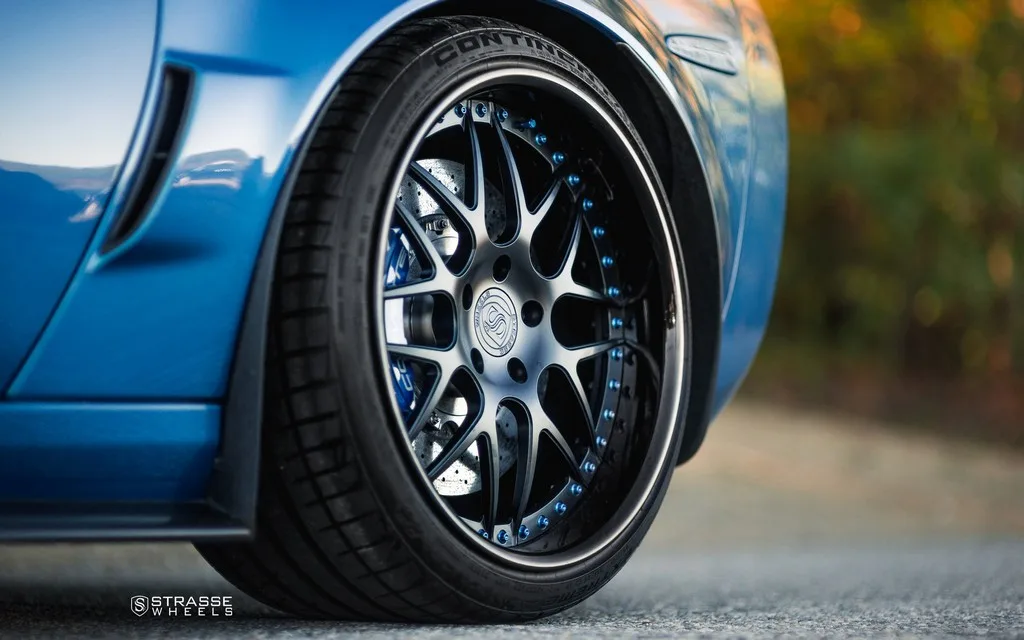 Strasse SV8 Signature Series on Chevrolet Corvette C6, photo 11