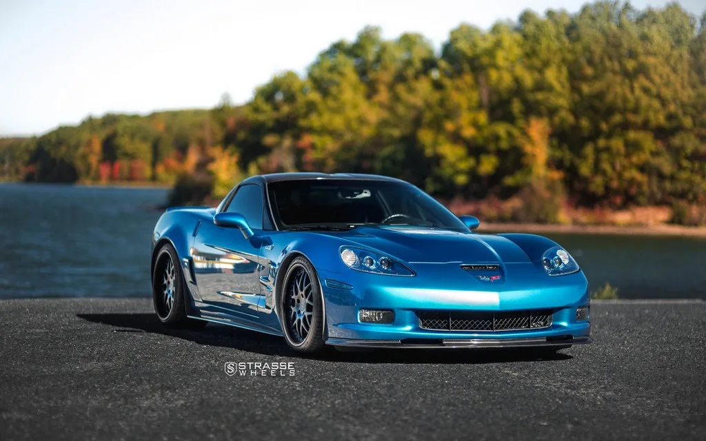 Strasse SV8 Signature Series on Chevrolet Corvette C6, photo 3