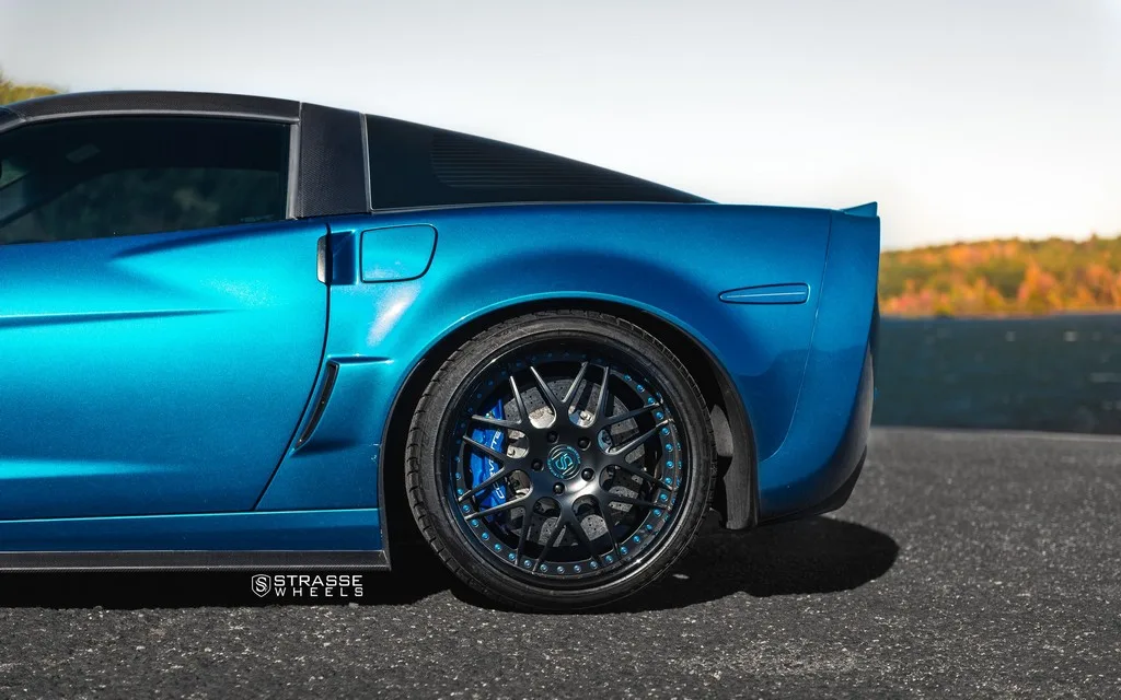 Strasse SV8 Signature Series on Chevrolet Corvette C6, photo 12