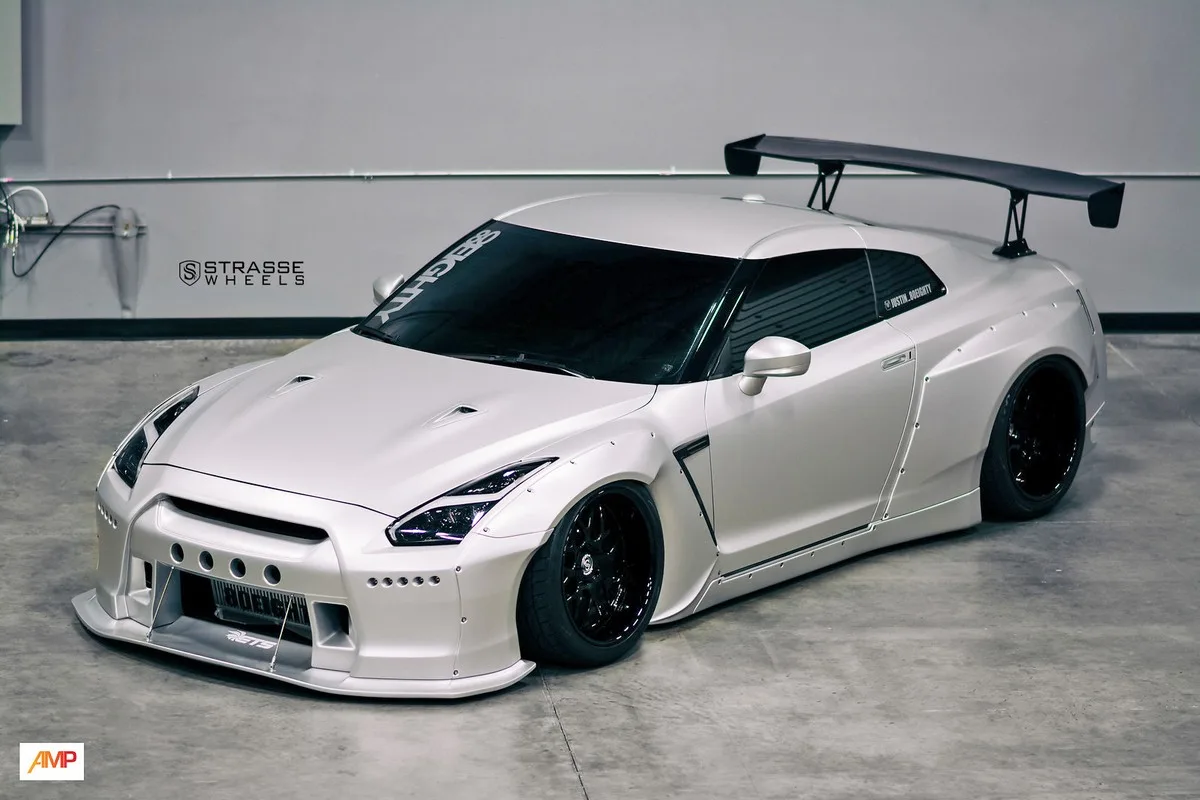 Strasse SV8 Signature Series on Nissan GT-R R35.1, photo 7