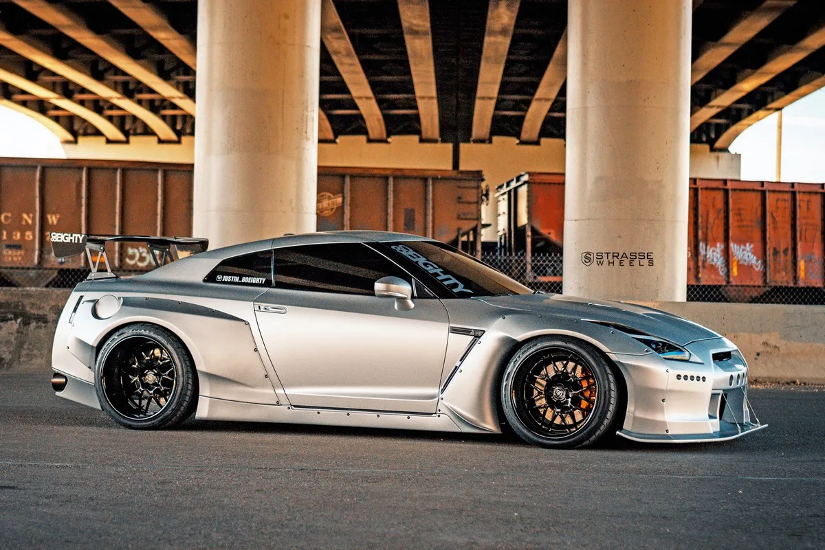 Strasse SV8 Signature Series on Nissan GT-R R35.1, photo 8