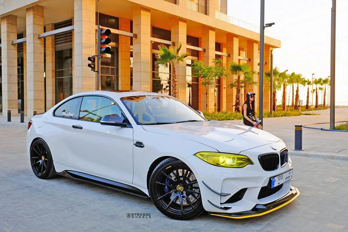 Strasse SV9 Deep Concave Monoblocks on BMW M2 F87