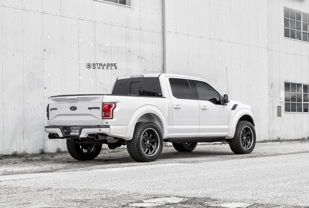Strasse T8 Signature Series on Ford F-150 Raptor 2nd generation (2017-2020), photo 12