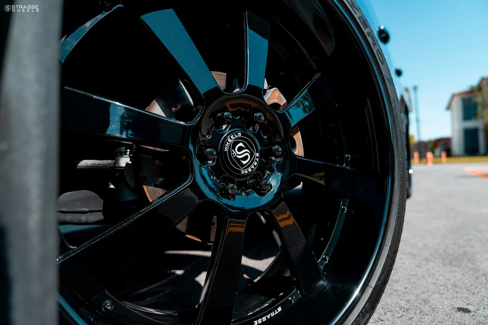 Strasse T8 Signature Series on Cadillac Escalade 4th gen (GMT K2XX), photo 4
