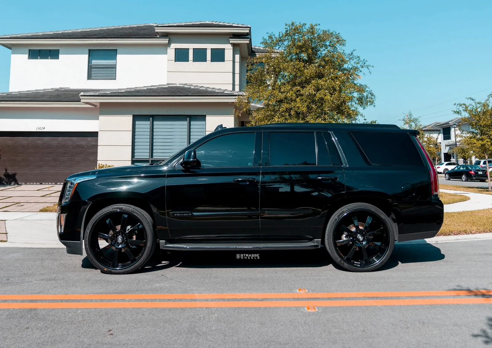 Strasse T8 Signature Series on Cadillac Escalade 4th gen (GMT K2XX), photo 5