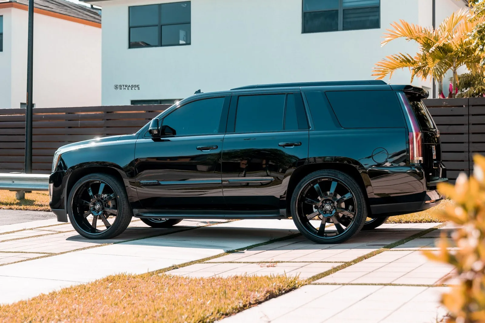 Strasse T8 Signature Series on Cadillac Escalade 4th gen (GMT K2XX), photo 9