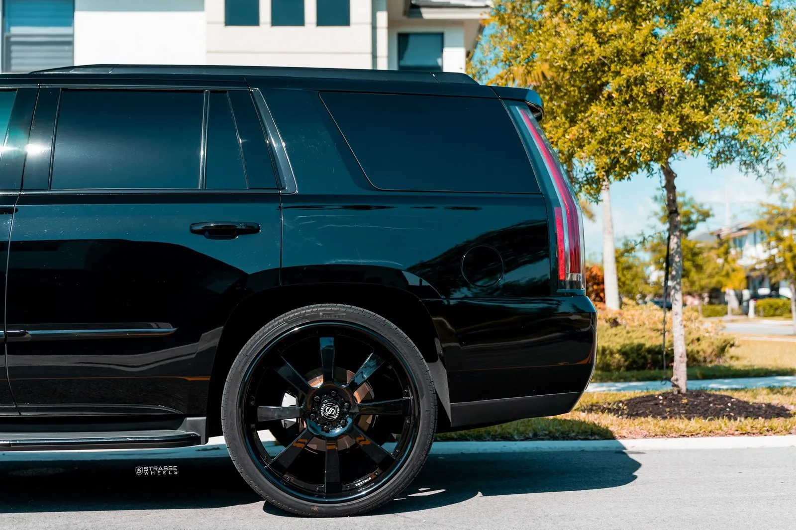 Strasse T8 Signature Series on Cadillac Escalade 4th gen (GMT K2XX), photo 6