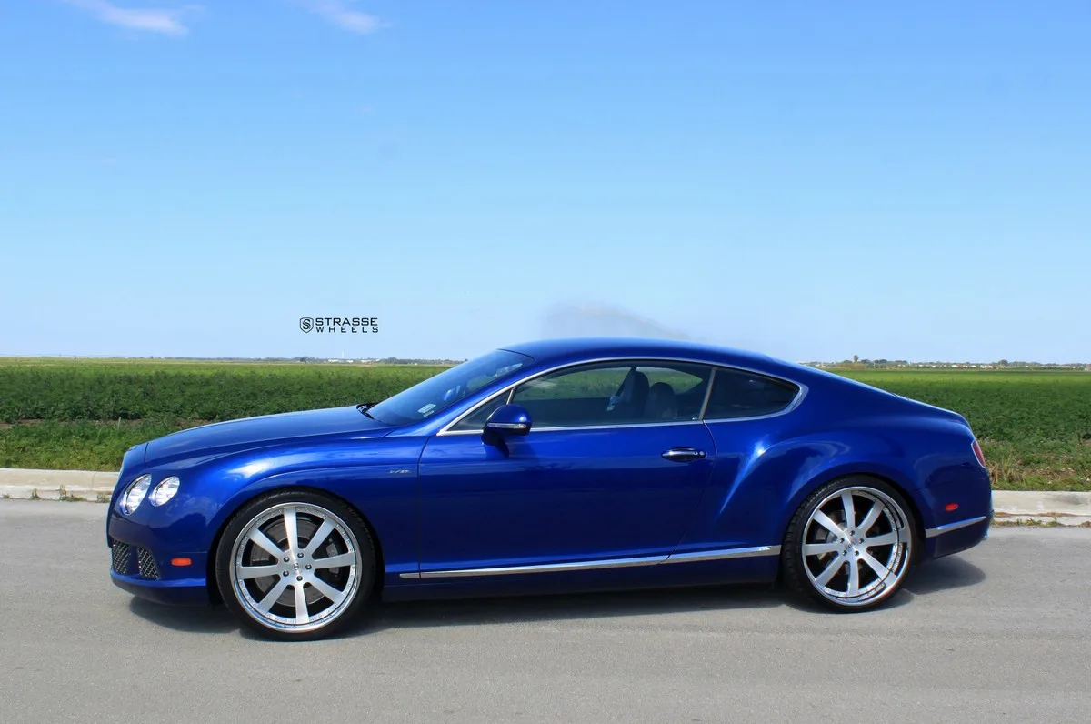 Strasse T8 Signature Series on Bentley Continental GT 2nd gen