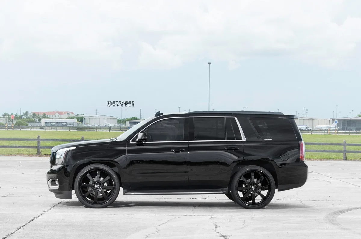 Strasse T8 Signature Series on GMC Yukon K2XX, photo 7