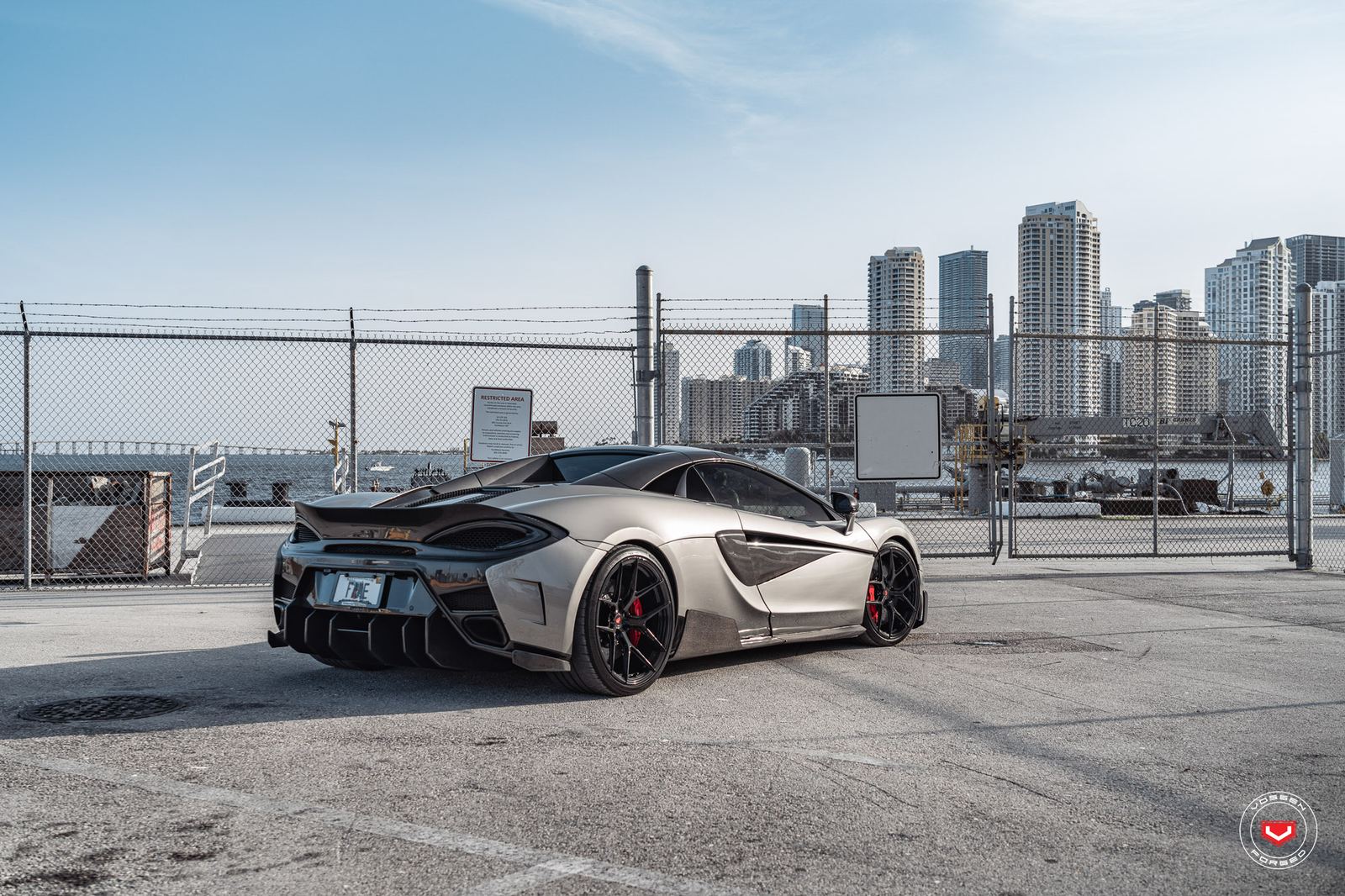 Vossen Forged S21-01 on McLaren 570S, photo 3