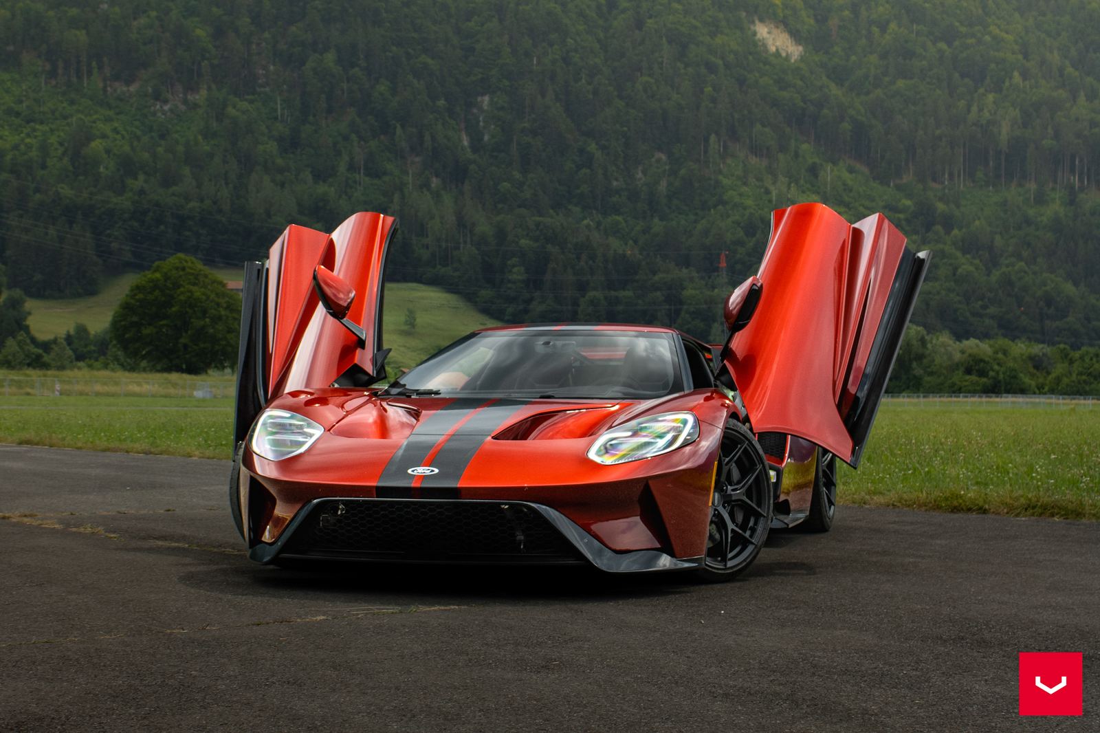 Vossen Forged HF-5 on Ford GT Second generation (2017-2022)