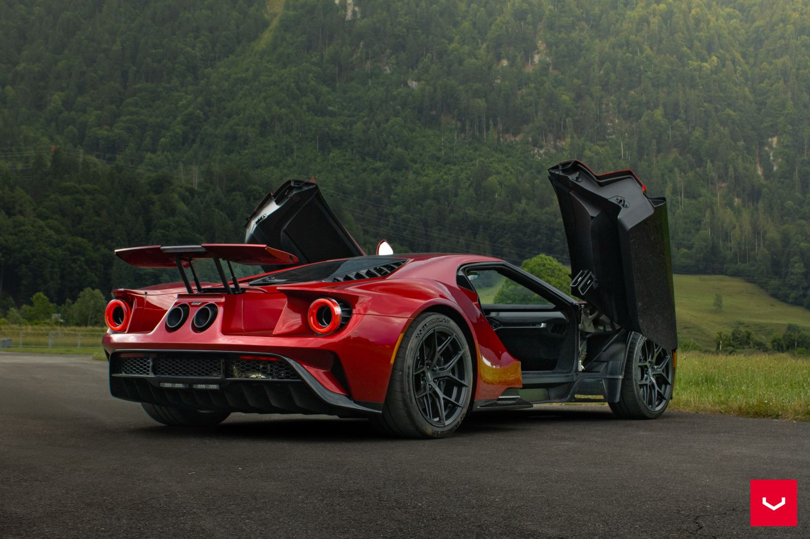 Vossen Forged HF-5 on Ford GT Second generation (2017-2022), photo 3