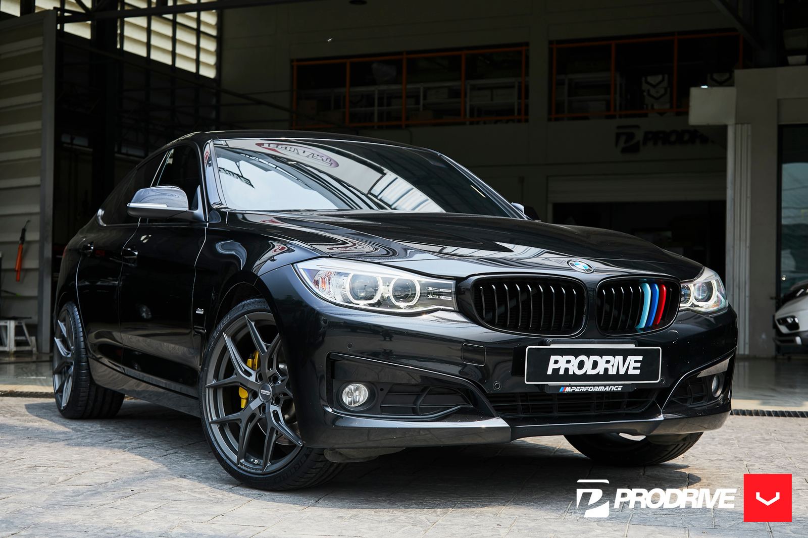 Vossen Forged HF-5 on BMW 320, photo 3