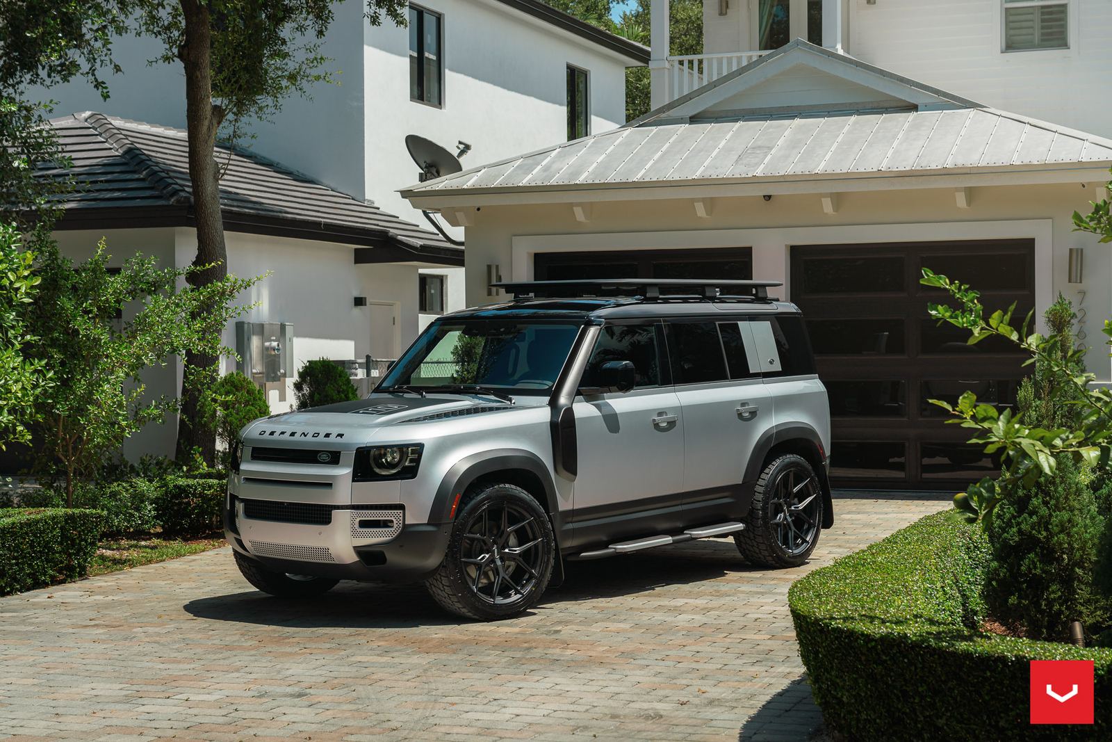 Vossen Forged HF-5 on Land Rover Defender L663