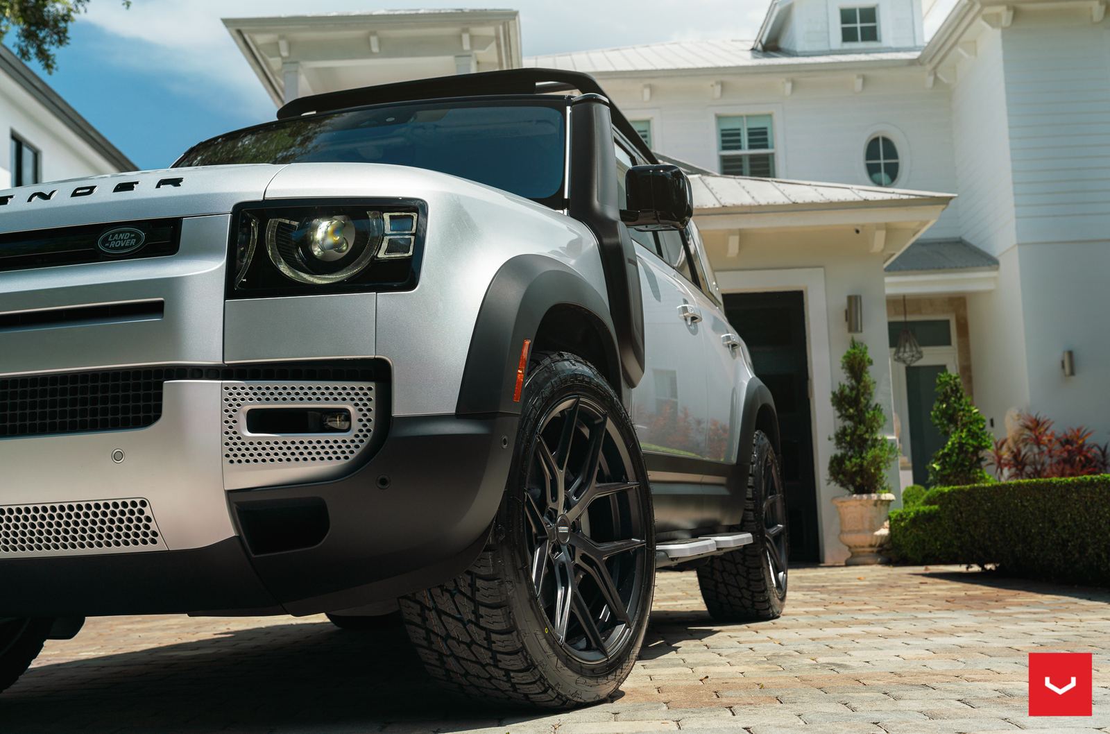 Vossen Forged HF-5 on Land Rover Defender L663, photo 3
