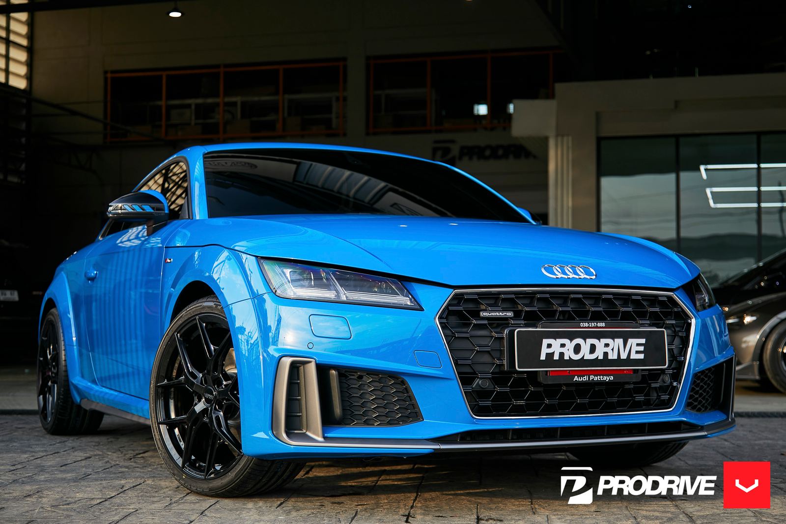 Vossen Forged HF-5 on Audi TT 8S.1