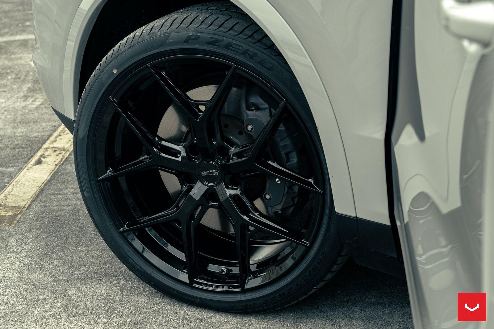 Vossen Forged HF-5 on Porsche Cayenne 9YA/E3.1, photo 2