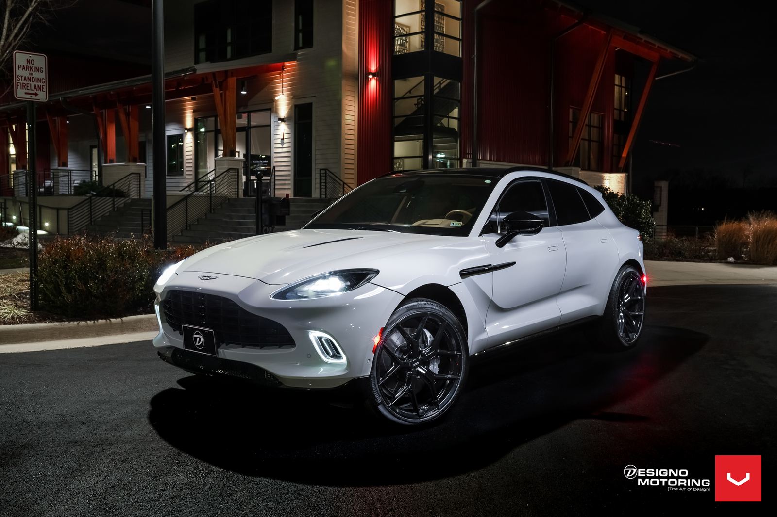Vossen Forged HF-5 on Aston Martin DBX