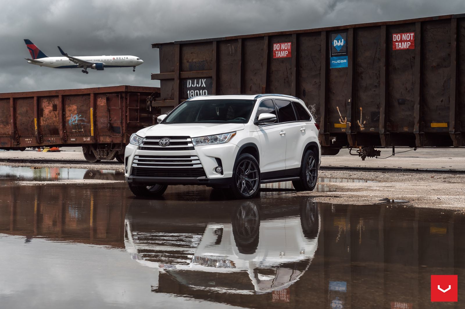 Vossen Forged HF-5 on Toyota Highlander XU50.1