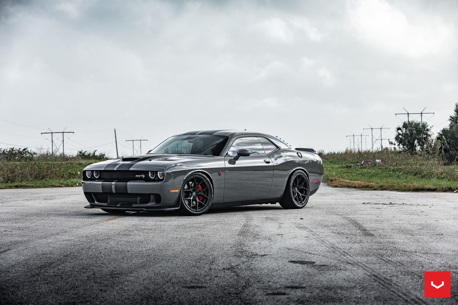 Vossen Forged HF-5 on Dodge Challenger LC (3rd gen)