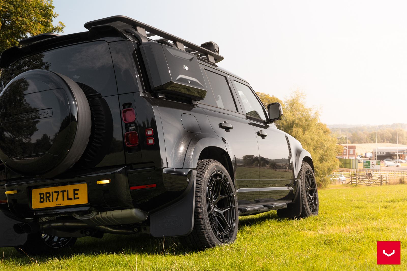 Vossen Forged HFX-1 on Land Rover Defender L663, photo 3