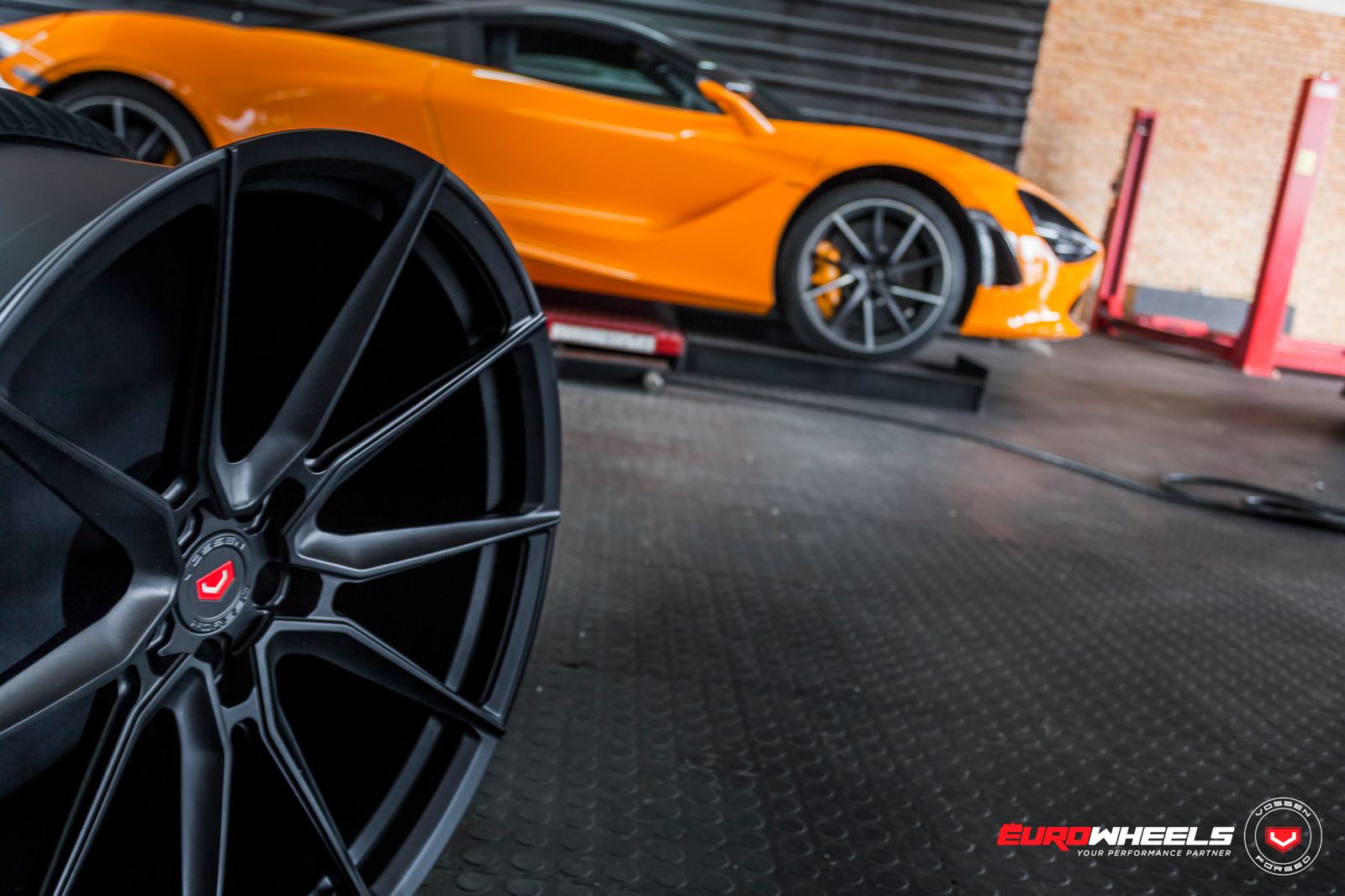 Vossen Forged EVO-2 on McLaren 720S, photo 2