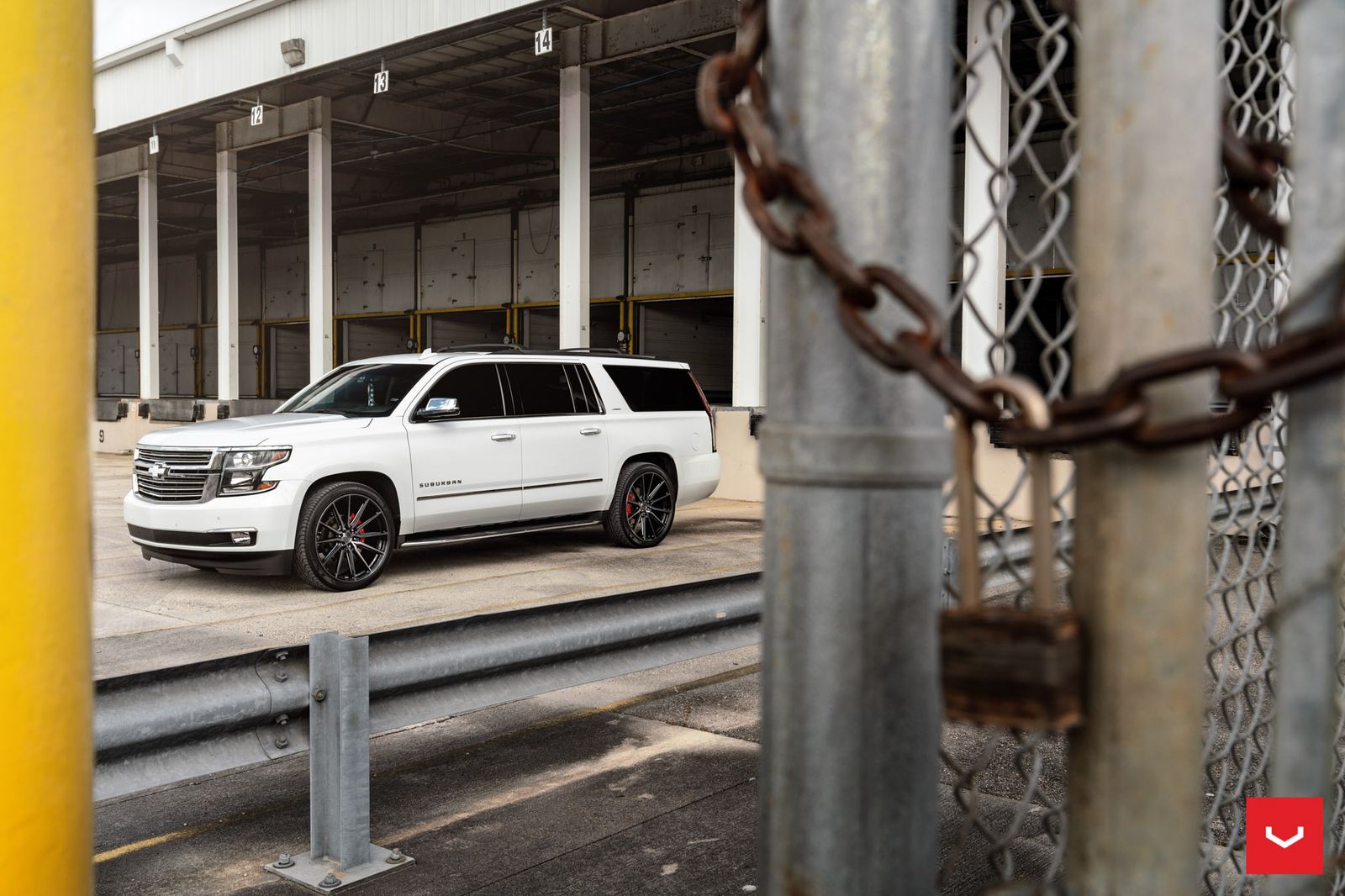 Vossen Forged HF6-1 on Chevrolet Suburban K2XX, photo 2