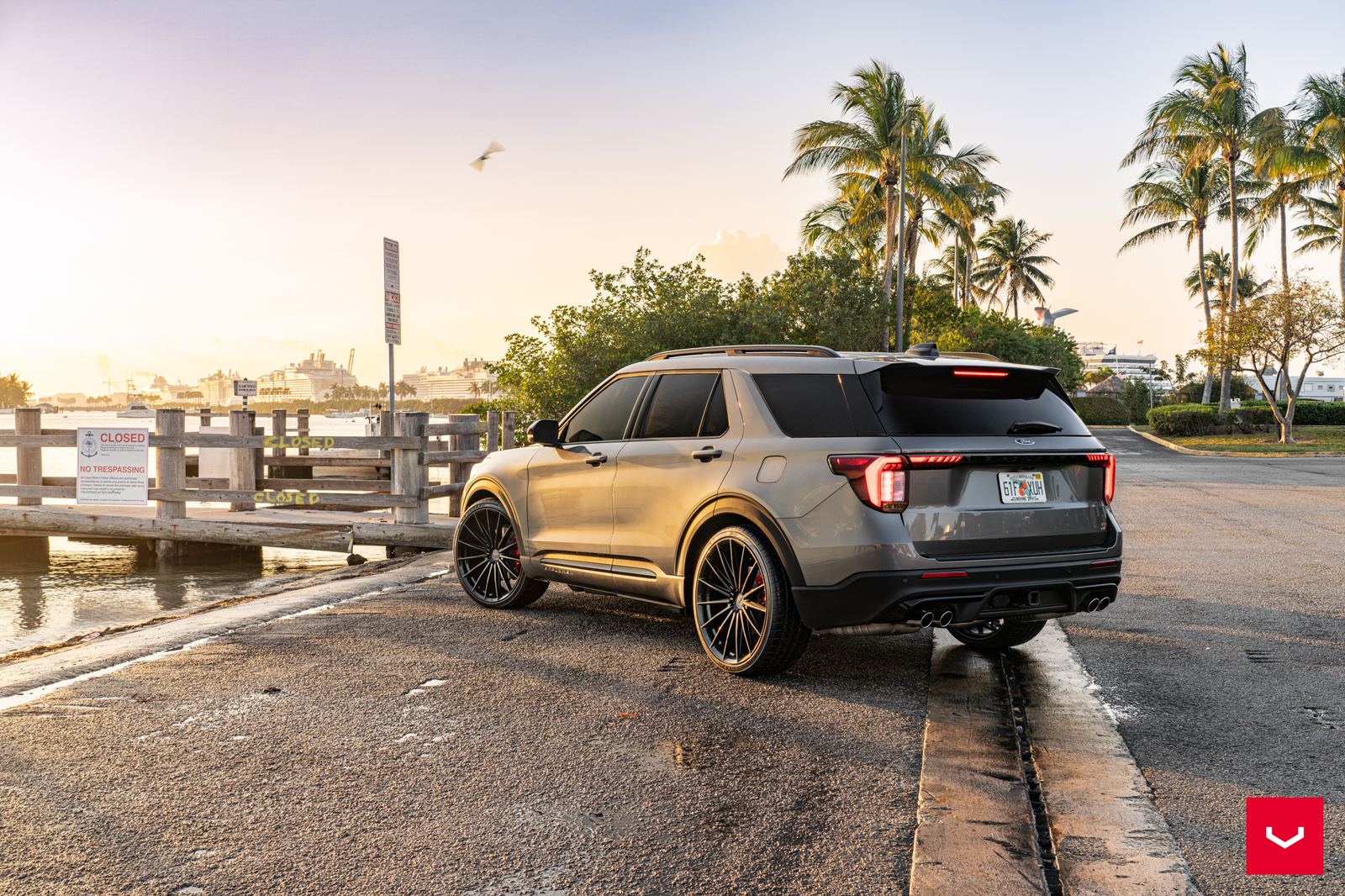 Vossen Forged HFX-4 (5-lug) on Ford Explorer 6th gen (U625), photo 2