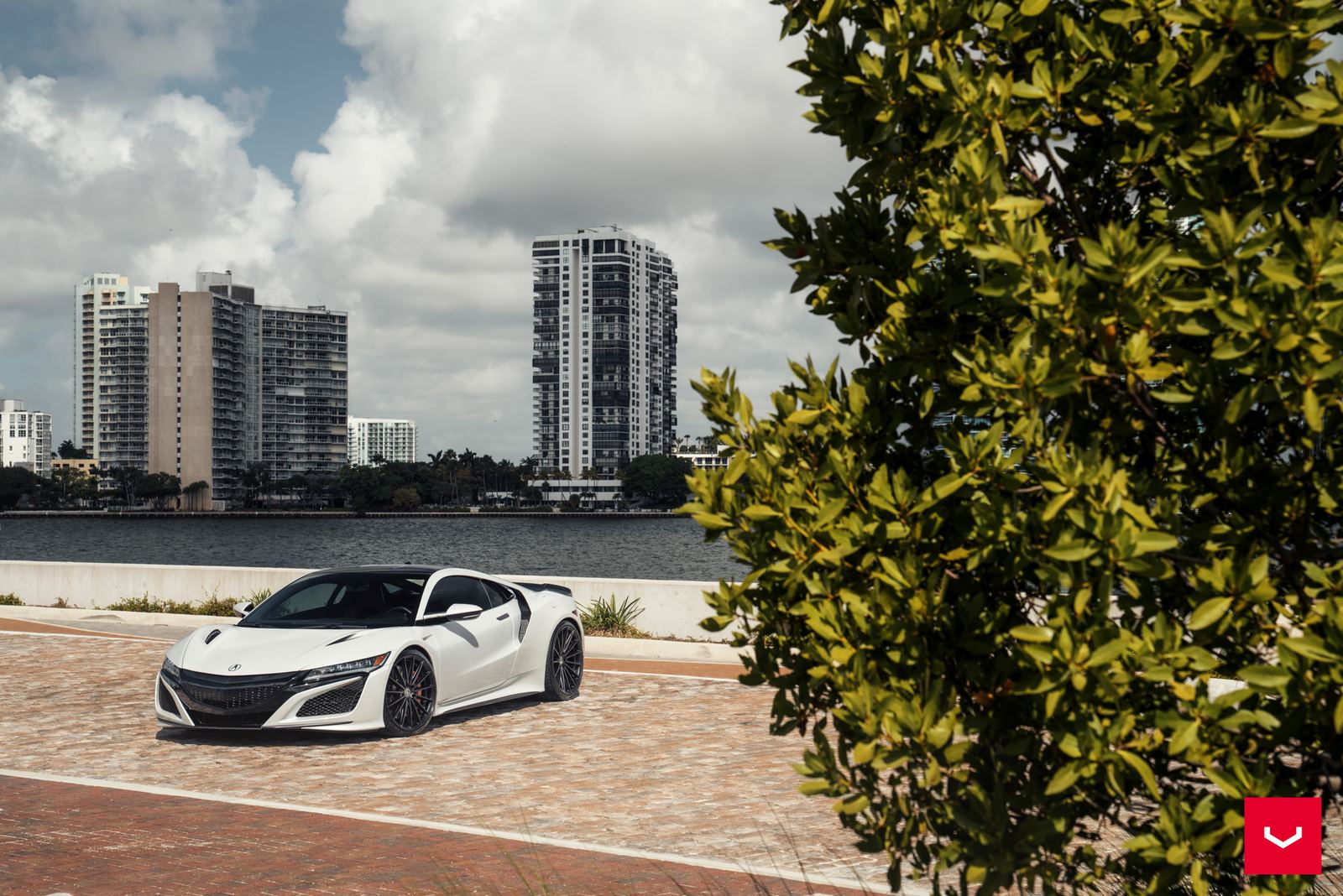 Vossen Forged HFX-4 (5-lug) on Acura NSX II (NC1), photo 3
