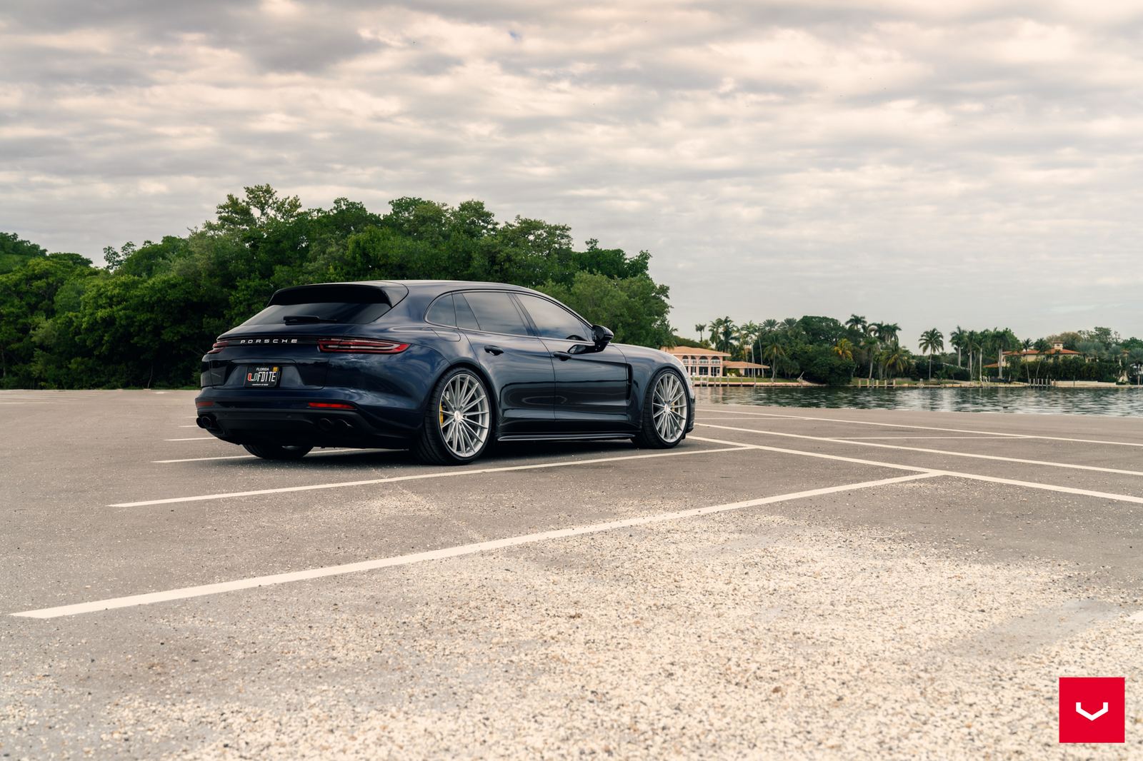 Vossen Forged HFX-4 (5-lug) on Porsche Panamera 971.1, photo 3