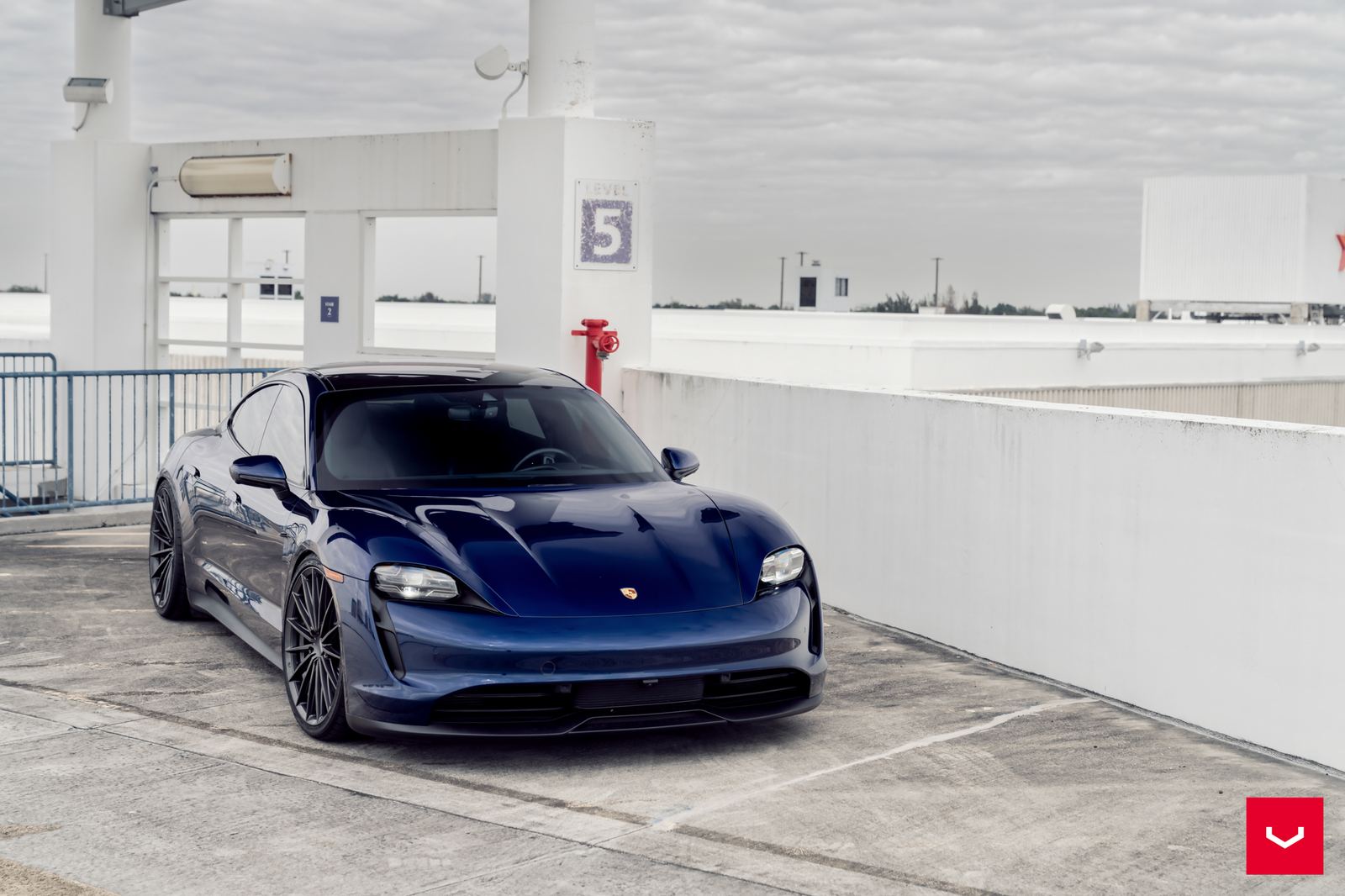 Vossen Forged HFX-4 (5-lug) on Porsche Taycan J1.1