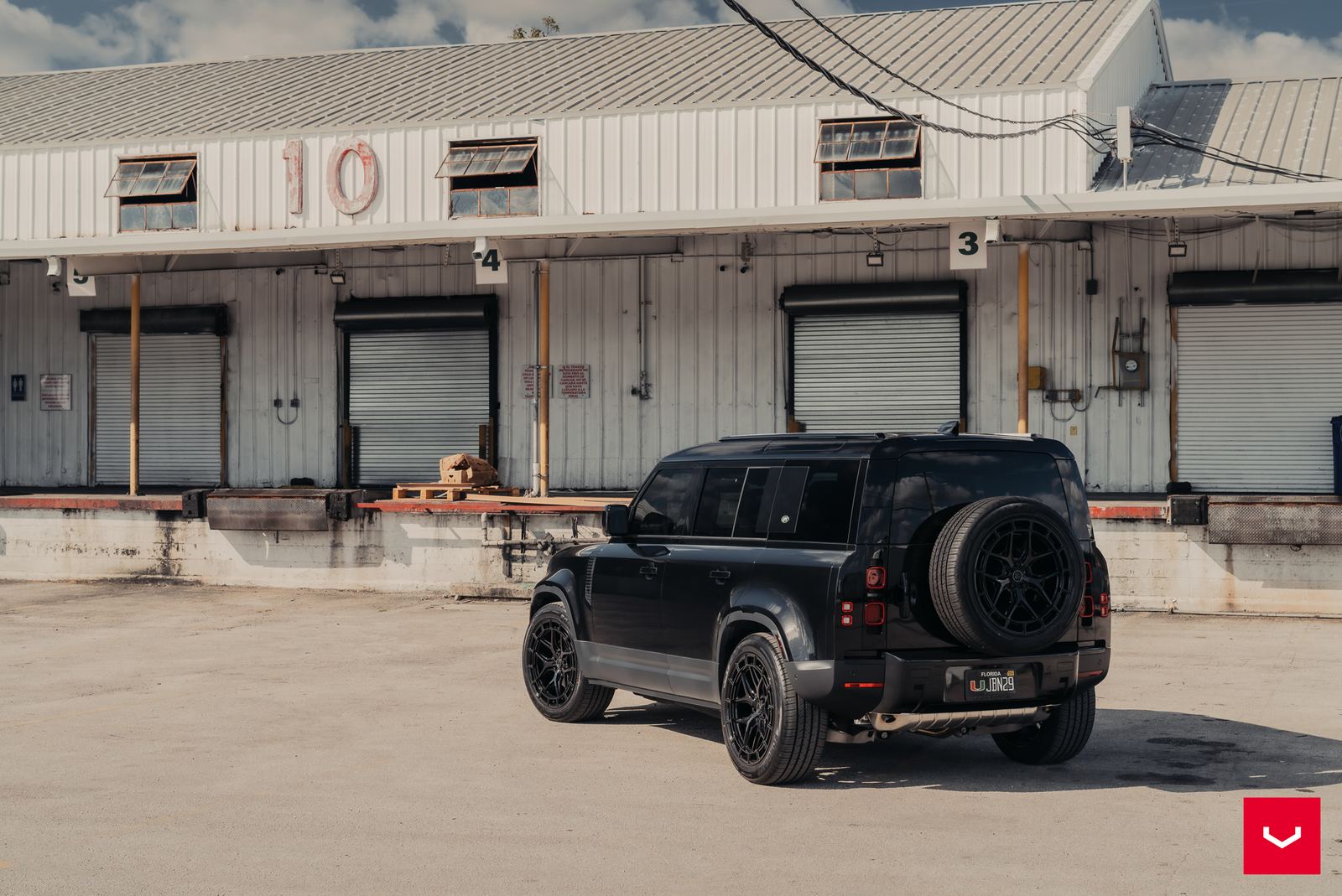 Vossen Forged HFX-1 (5-lug) on Land Rover Defender L663, photo 2