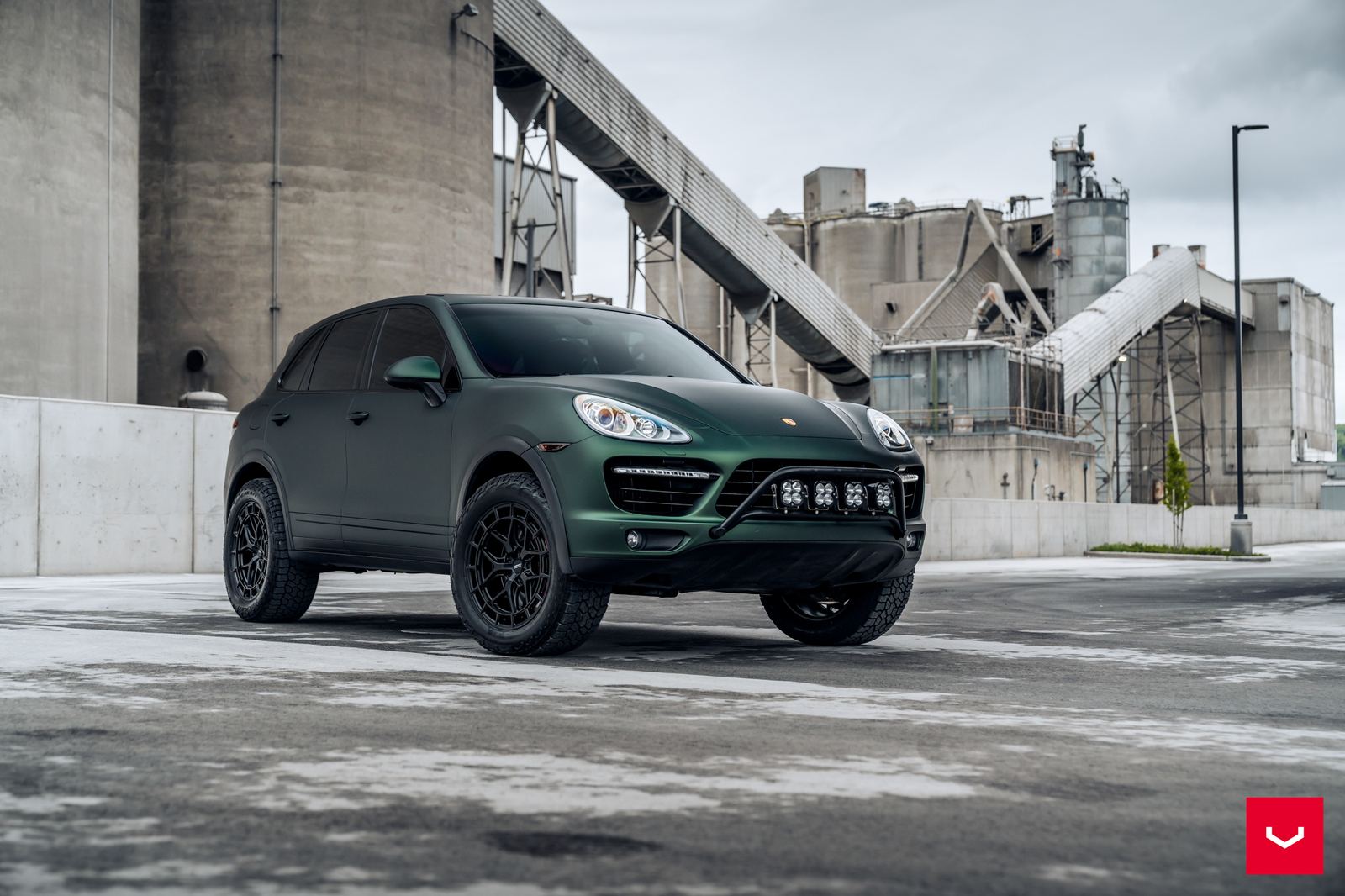 Vossen Forged HFX-1 (5-lug) on Porsche Cayenne 958/92A.1