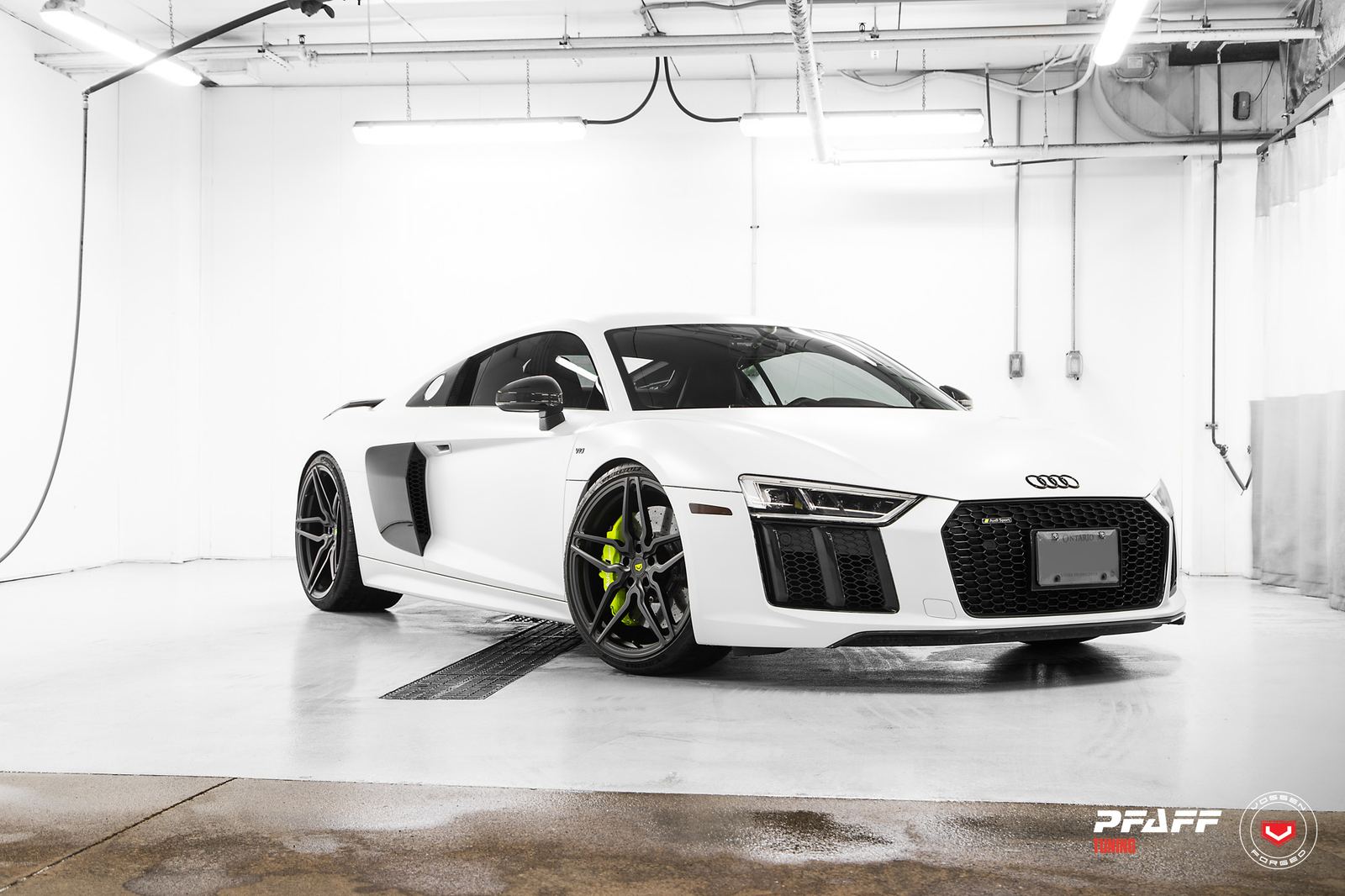 Vossen Forged HC-2 on Audi R8 Type 4S.1