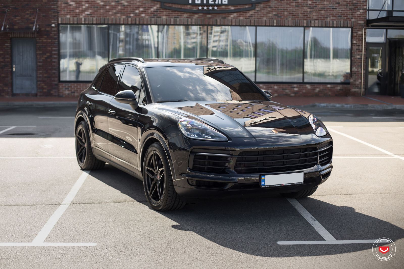 Vossen Forged HC-2 on Porsche Cayenne 9YA/E3.1, photo 2