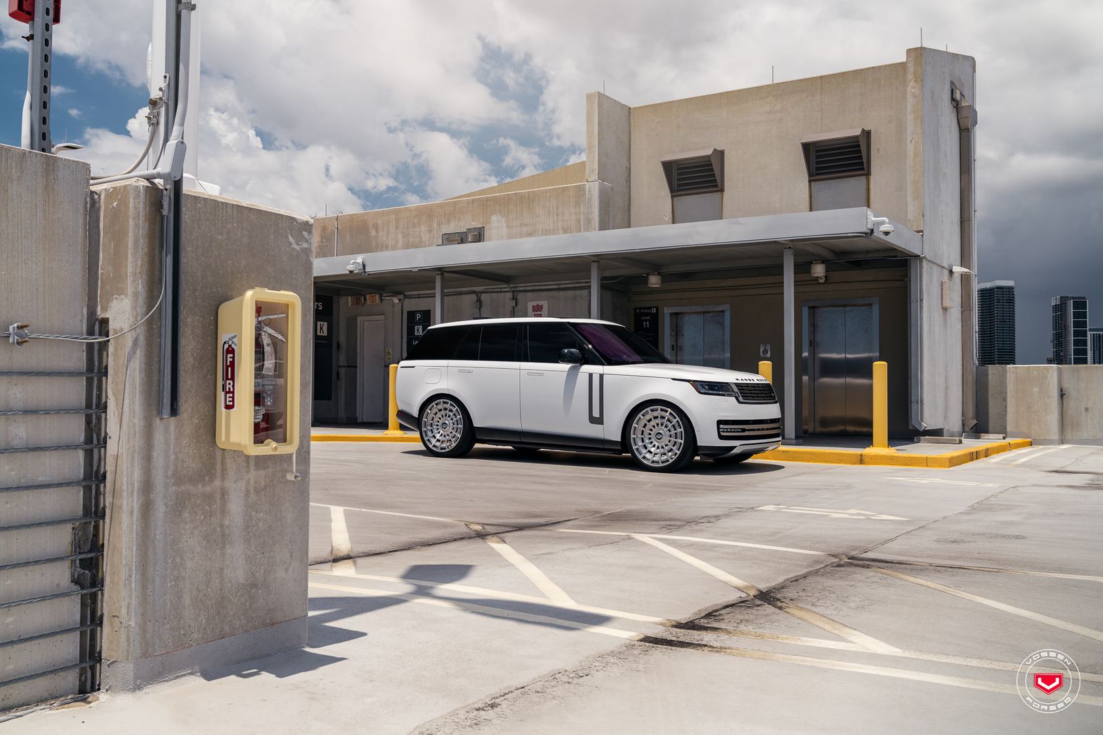 Vossen Forged LC3-12 on Land Rover Range Rover L460