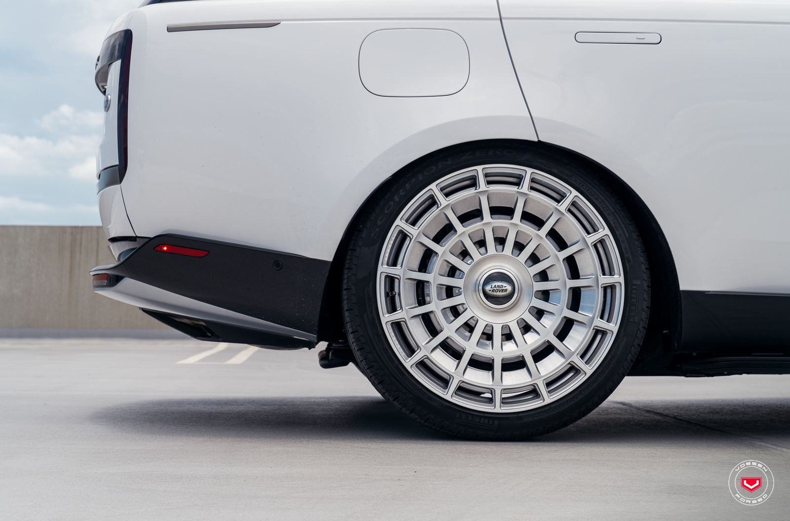 Vossen Forged LC3-12 on Land Rover Range Rover L460, photo 3