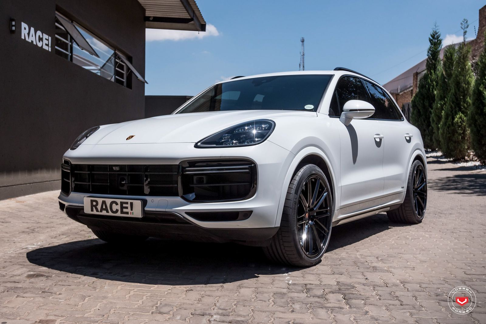 Vossen Forged VPS-307 on Porsche Cayenne 9YA/E3.1