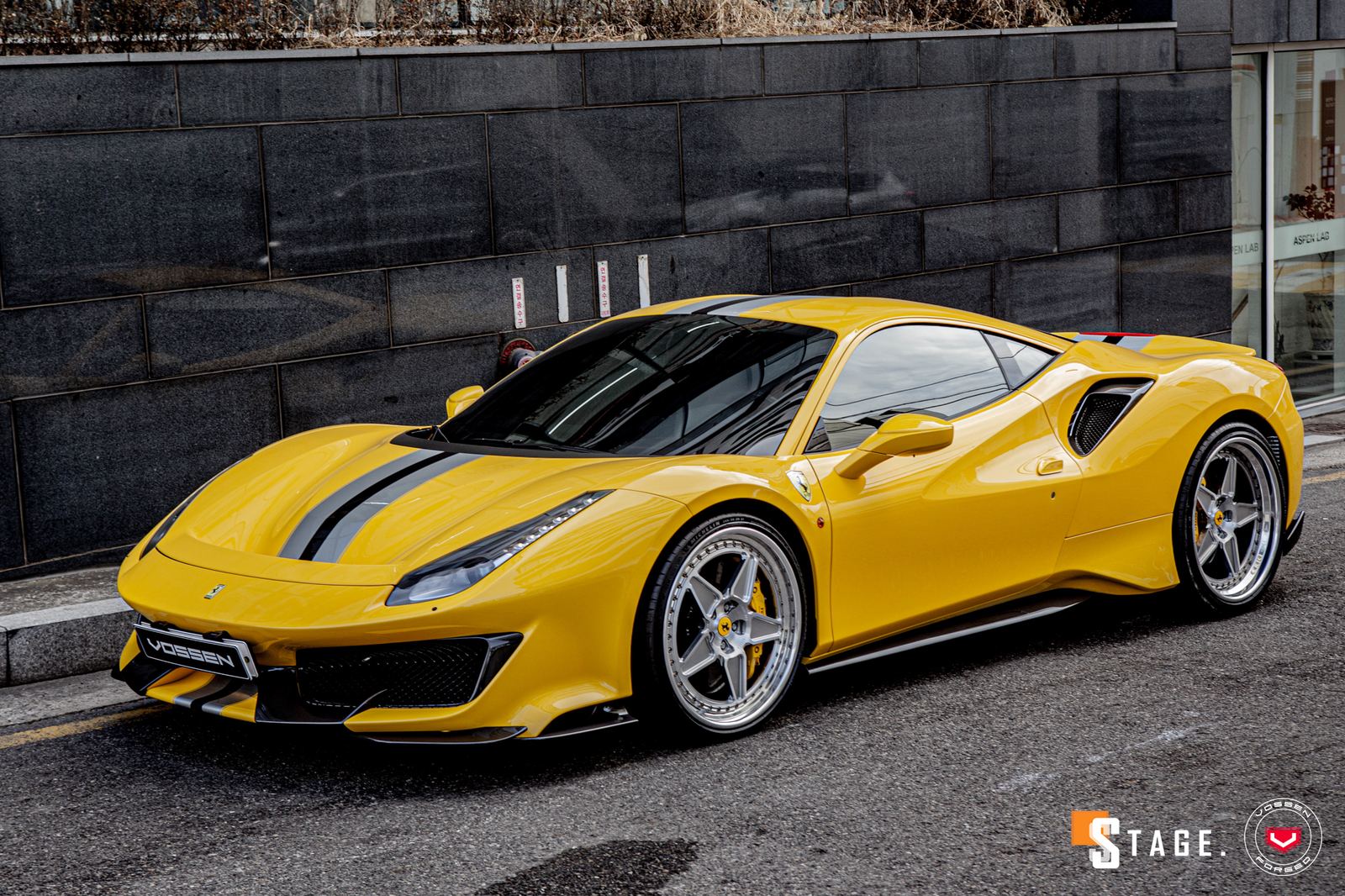 Vossen Forged ERA-2 on Ferrari 488, photo 3