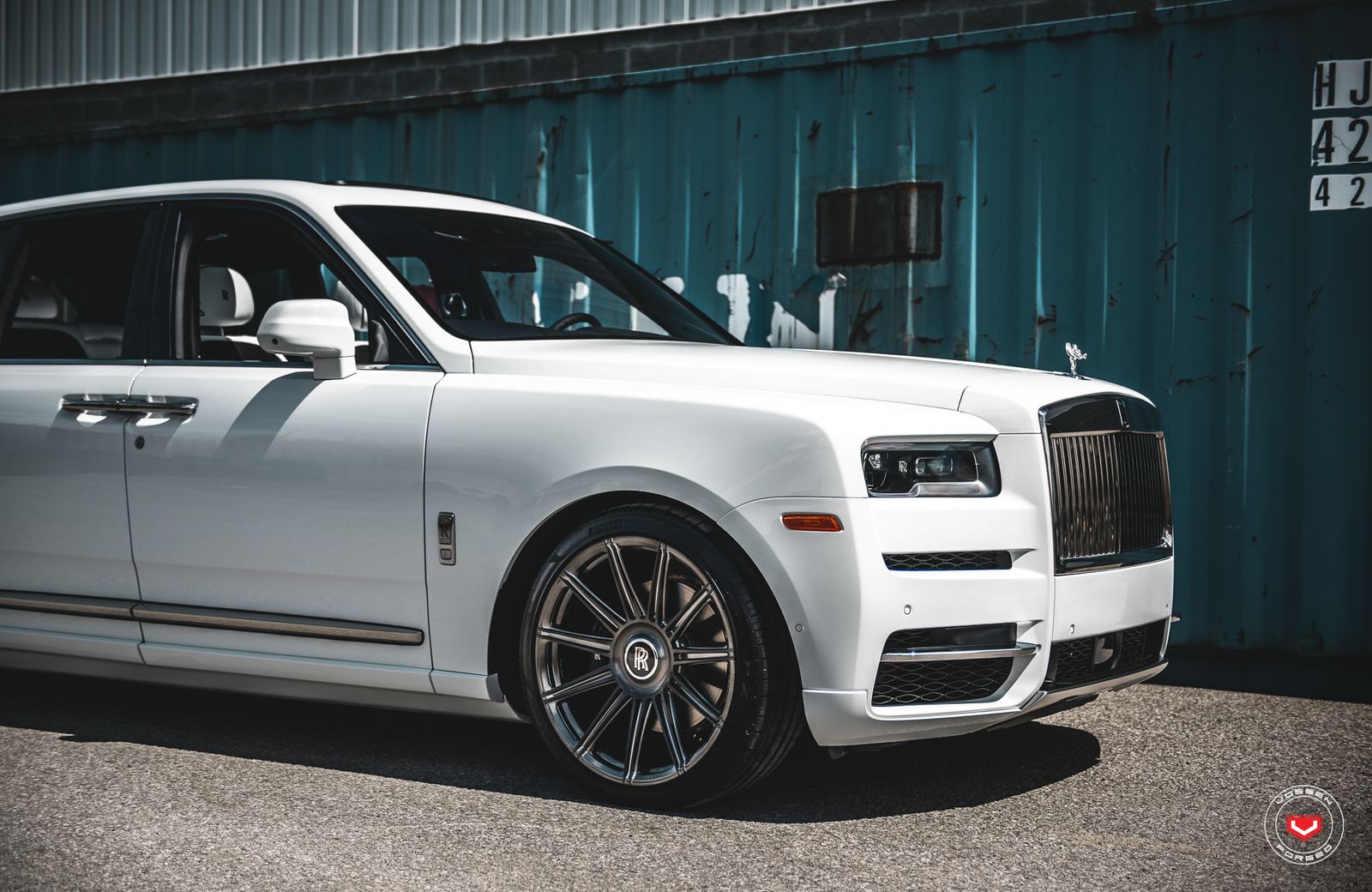 Vossen Forged S17-12 on Rolls-Royce Cullinan.1, photo 2