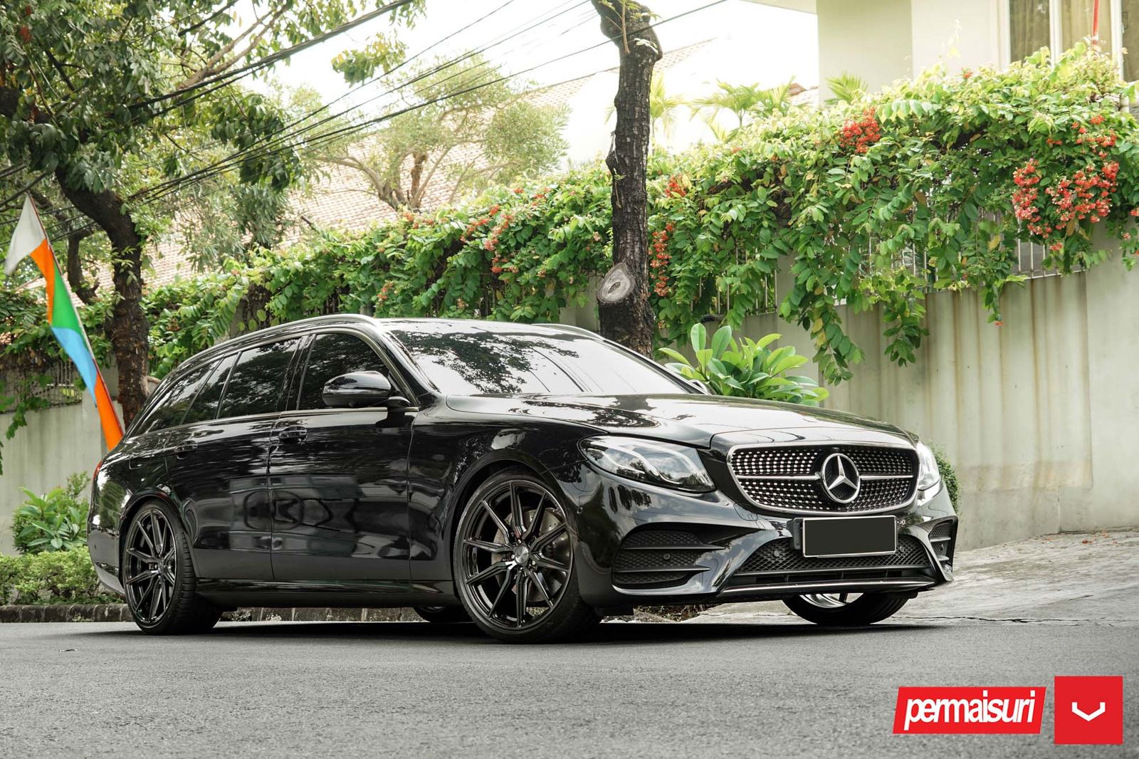 Vossen Forged HF-3 on Mercedes-Benz E-Class W213.1